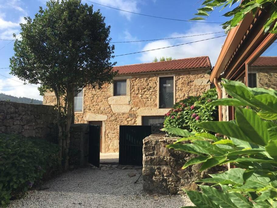 무히아 Lugar Do Curro, San Martino De Ozon 빌라 외부 사진